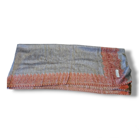 Pashmina shawl/wrap - Picture 2 of 5